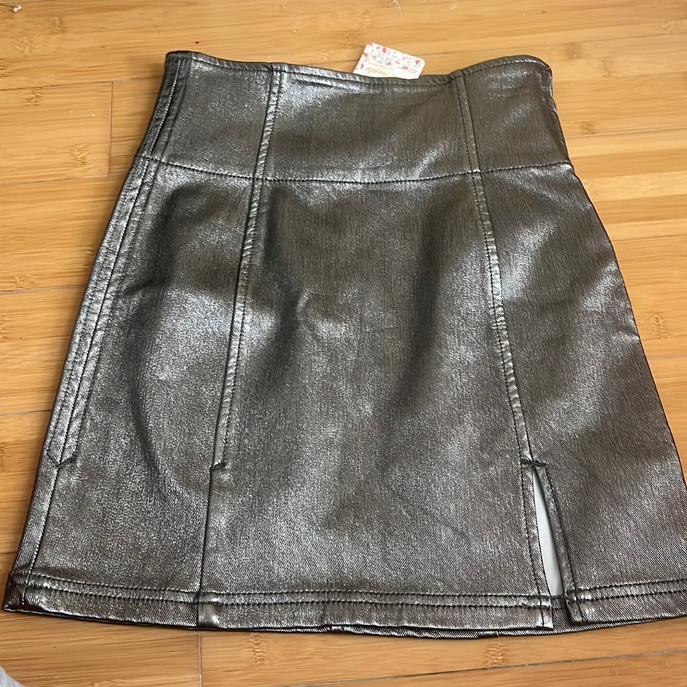 NWT Free People “Milky Way” metallic silver mini skirt